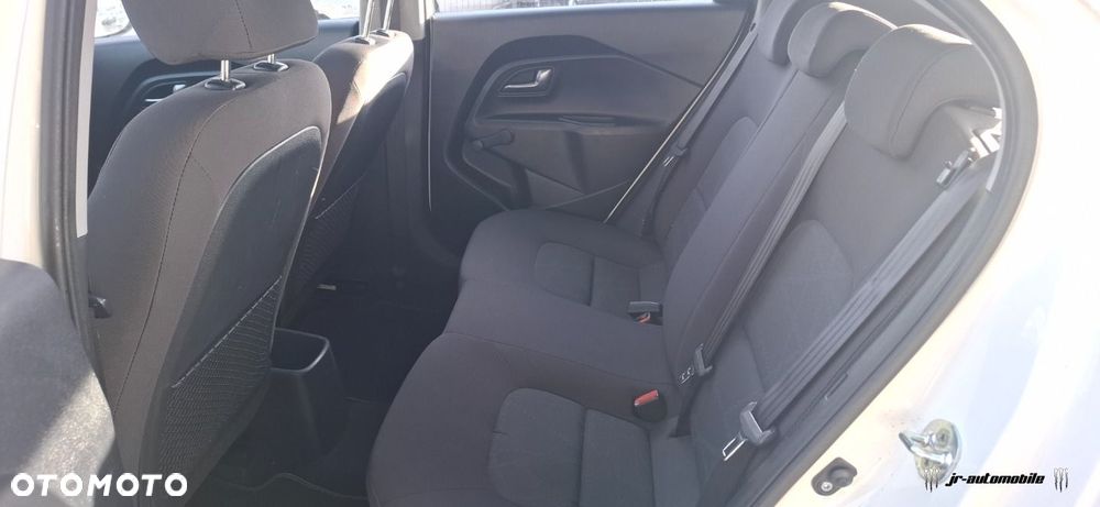 Kia Rio 1.2 Edition 7 - 10