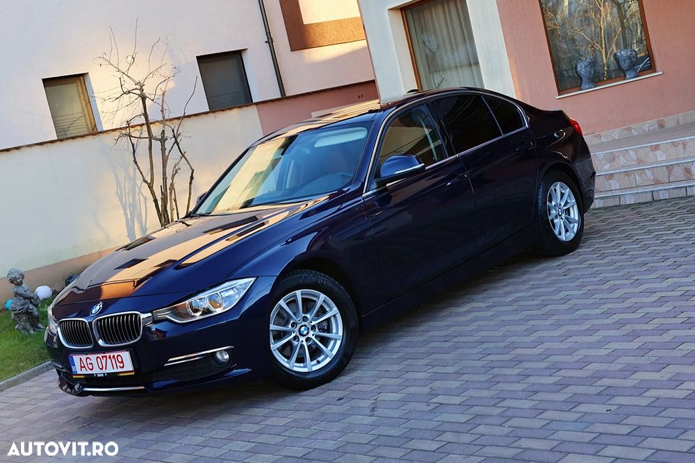 BMW Seria 3 320d Luxury Line - 11
