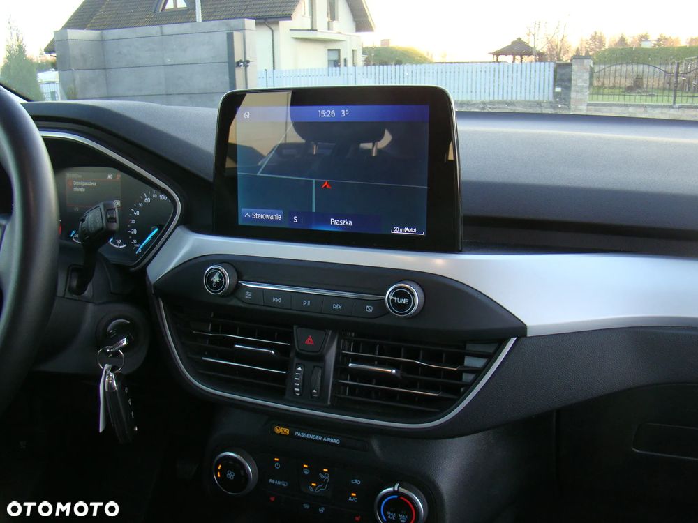 Ford Focus 2.0 TDCi Titanium ASS - 33