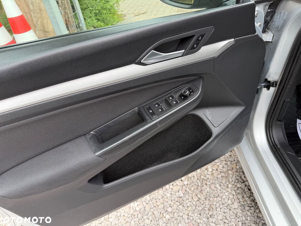 Volkswagen Golf 2.0 TDI Life - 18