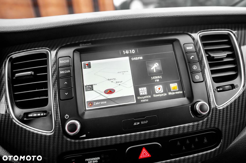 Kia Carens 1.7 CRDi Business Line 7os 7DCT - 33