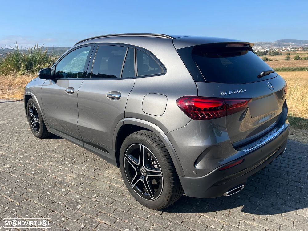 Mercedes-Benz GLA 200 d AMG Line - 3