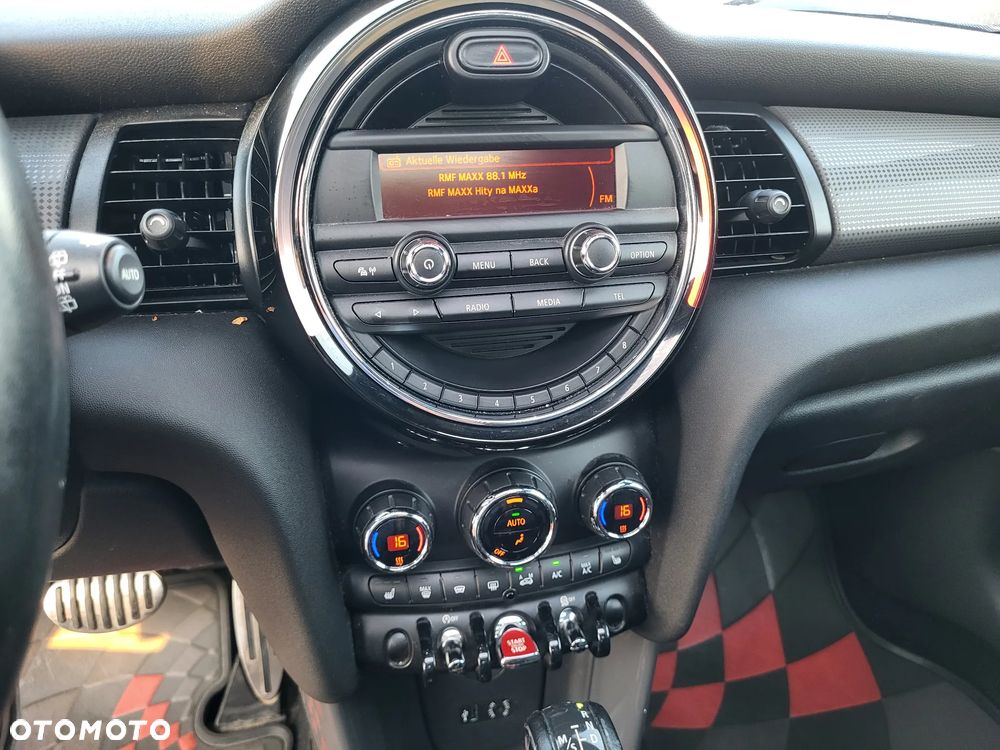 MINI Cooper John Works Trim - 21