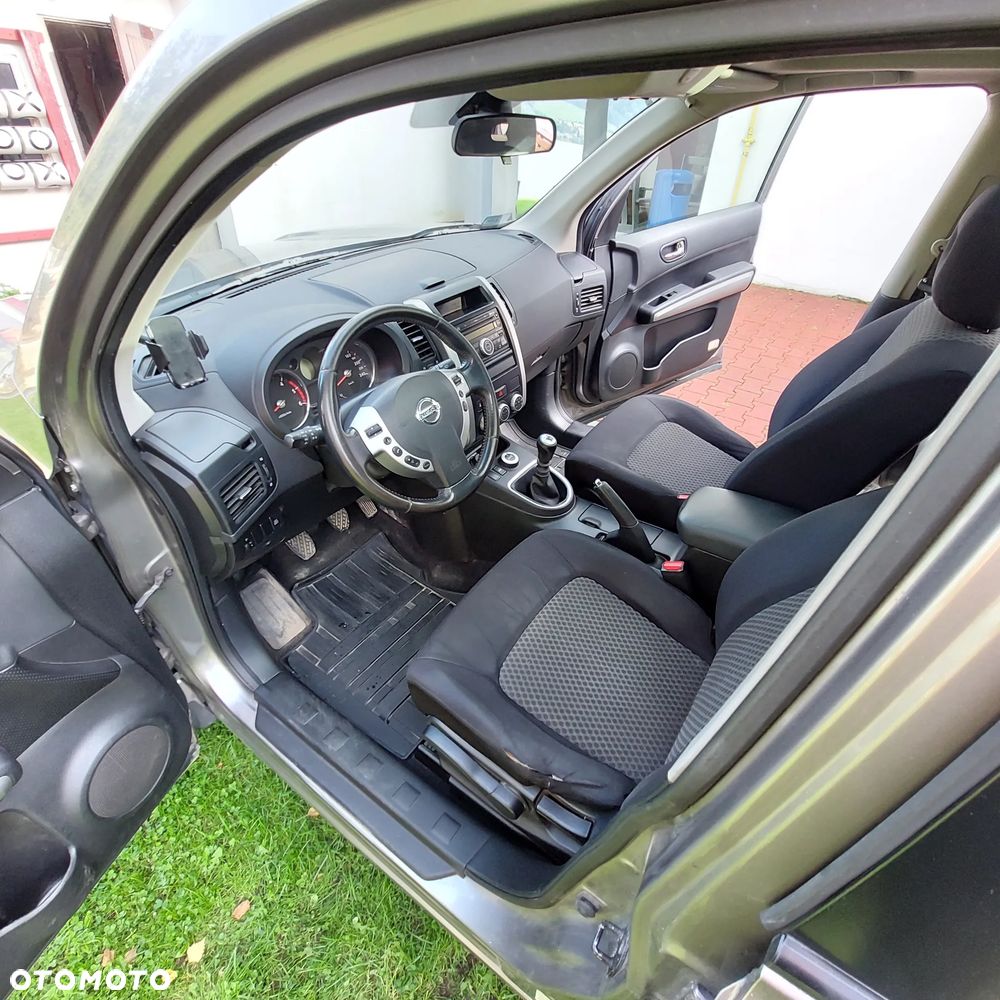Nissan X-Trail 2.0 dCi XE - 29