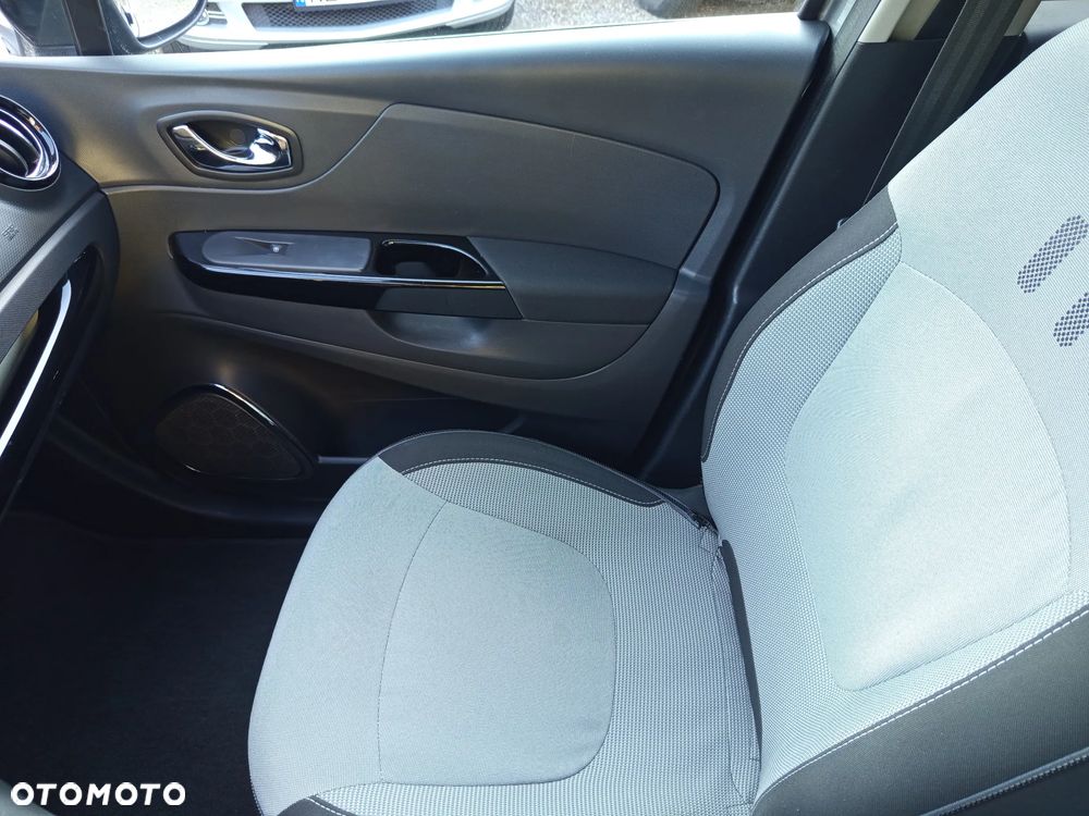 Renault Captur 1.5 dCi Energy Intens - 14