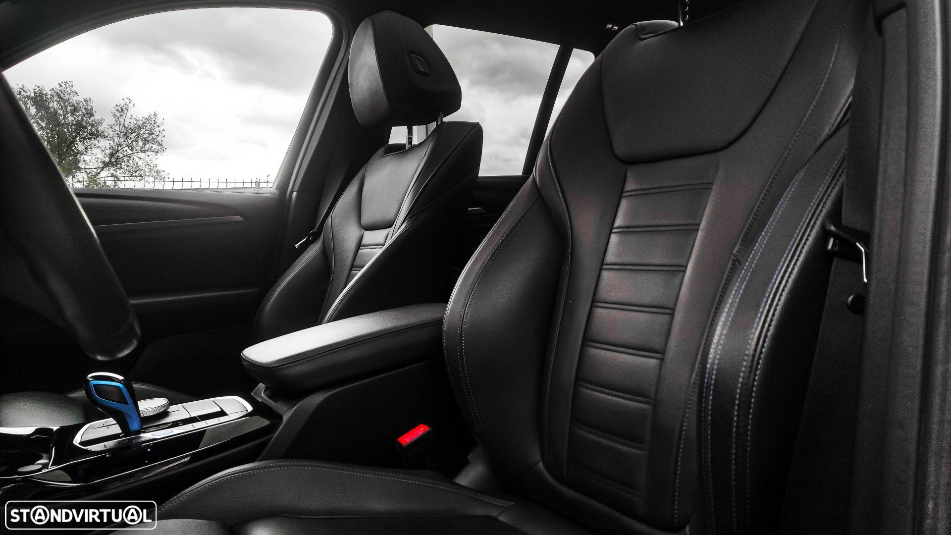 BMW iX3 M Sport Impressive - 20