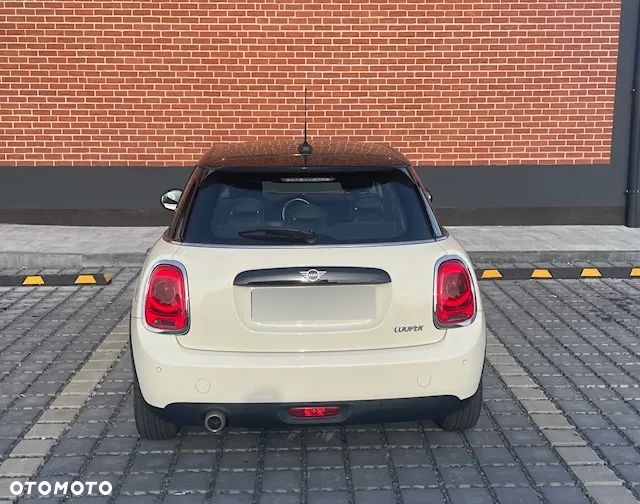 MINI Cooper Standard - 3