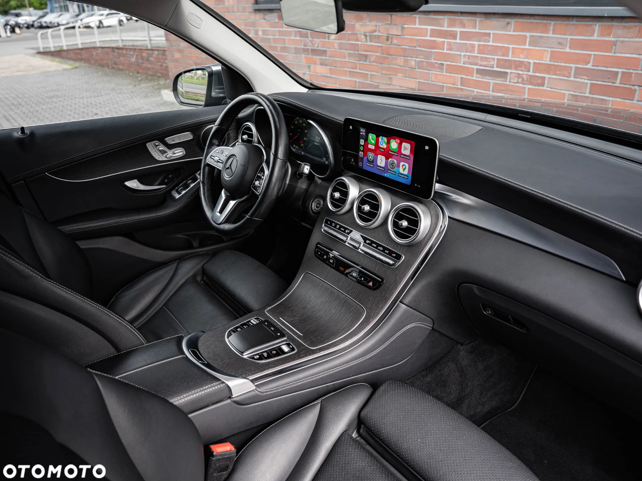 Mercedes-Benz GLC 220 d 4Matic 9G-TRONIC Exclusive - 23