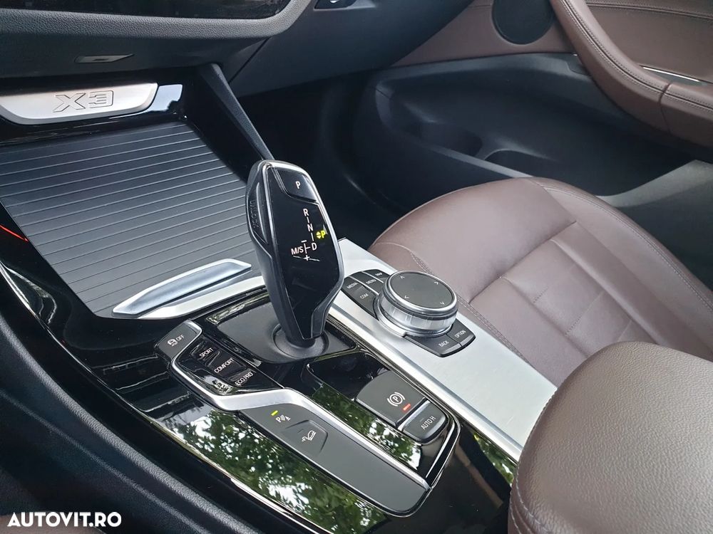 BMW X3 xDrive20d Aut. Luxury Line - 11