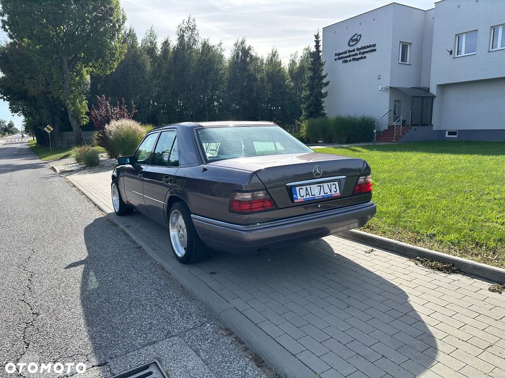 Mercedes-Benz W124 (1984-1993) - 6