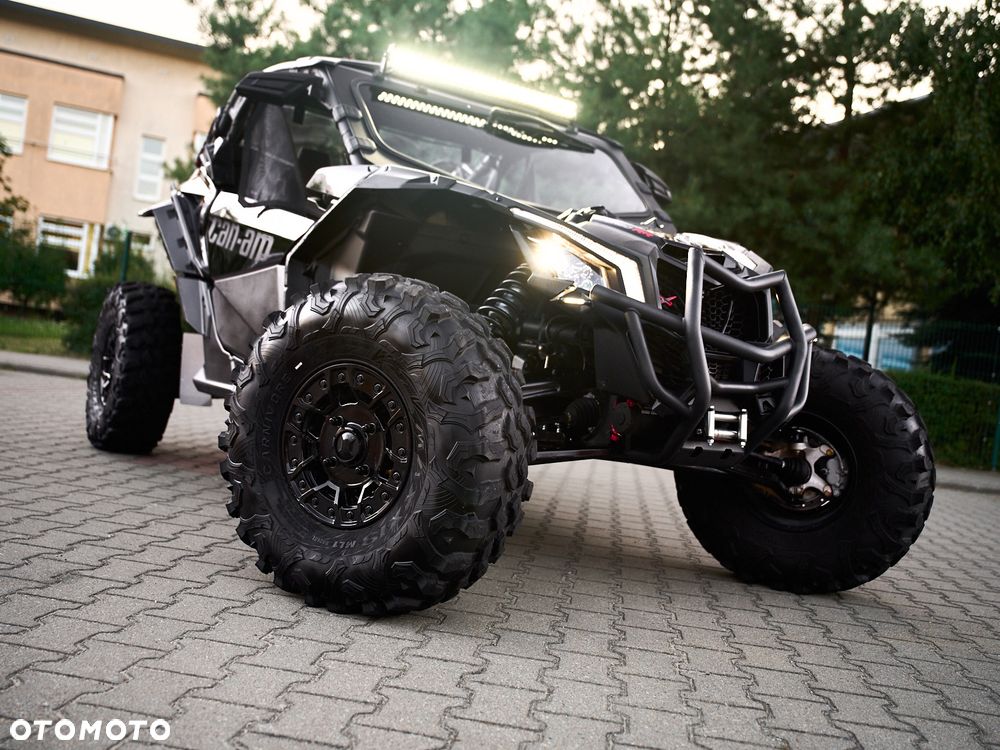 Can-Am Maverick - 1