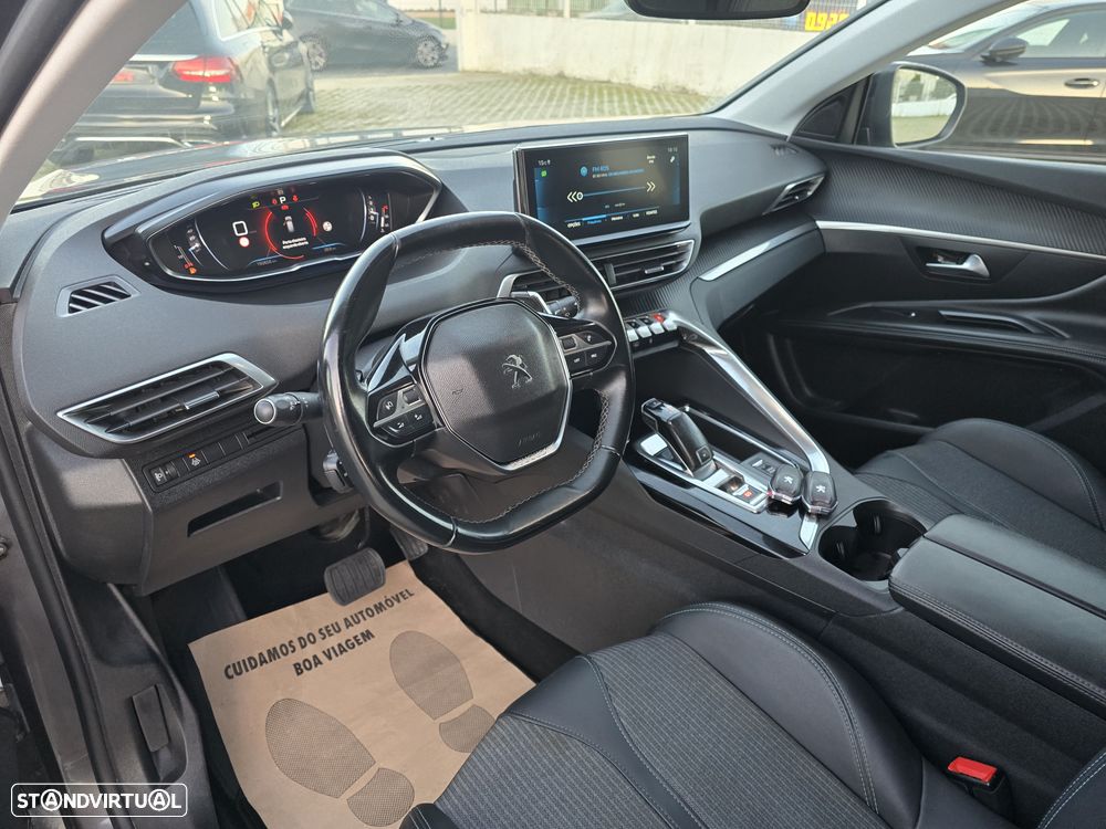 Peugeot 3008 BlueHDi 130 Stop & Start EAT8 Allure - 4