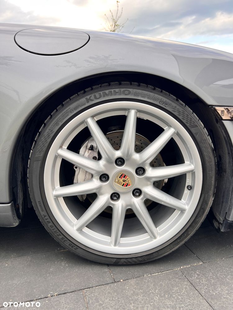 Porsche 911 - 24