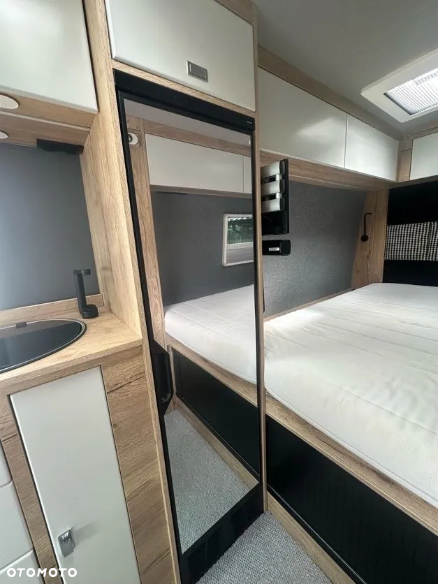 Mercedes-Benz Sprinter 907 - 23