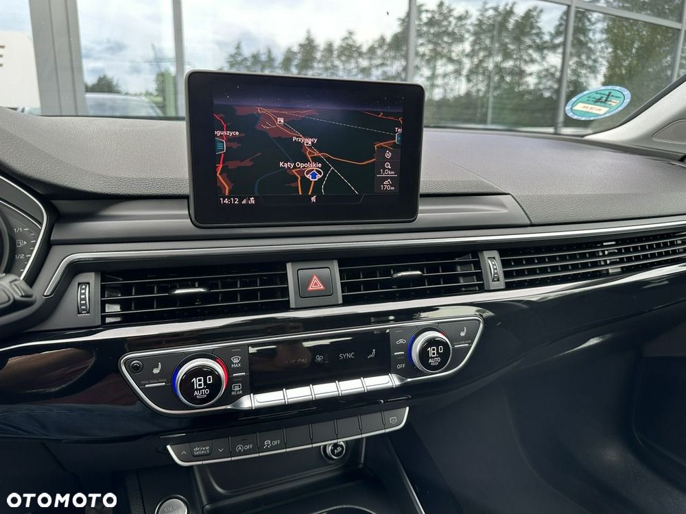 Audi A4 Avant 40 TFSI S tronic S line - 23