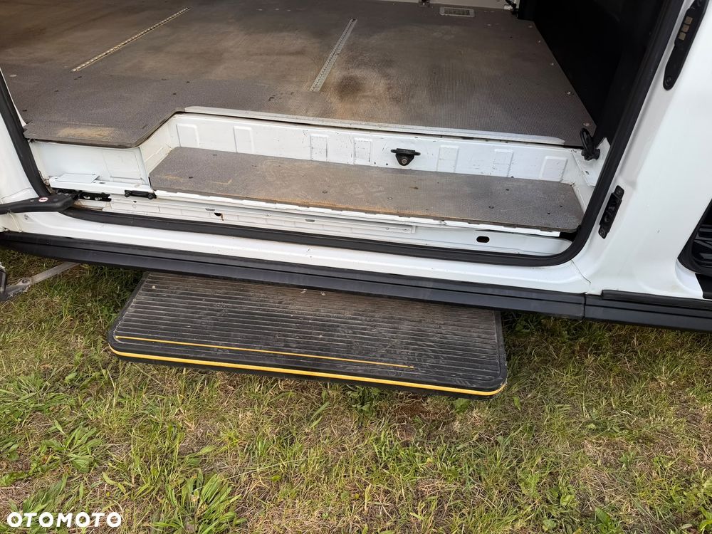 Ford Transit - 8