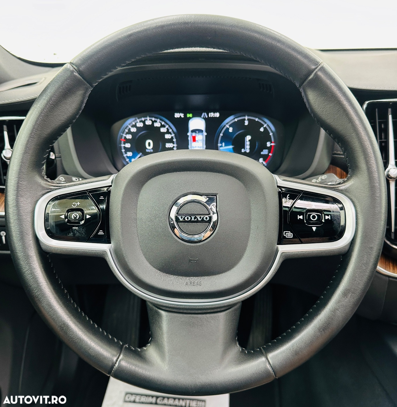 Volvo XC 60 - 36