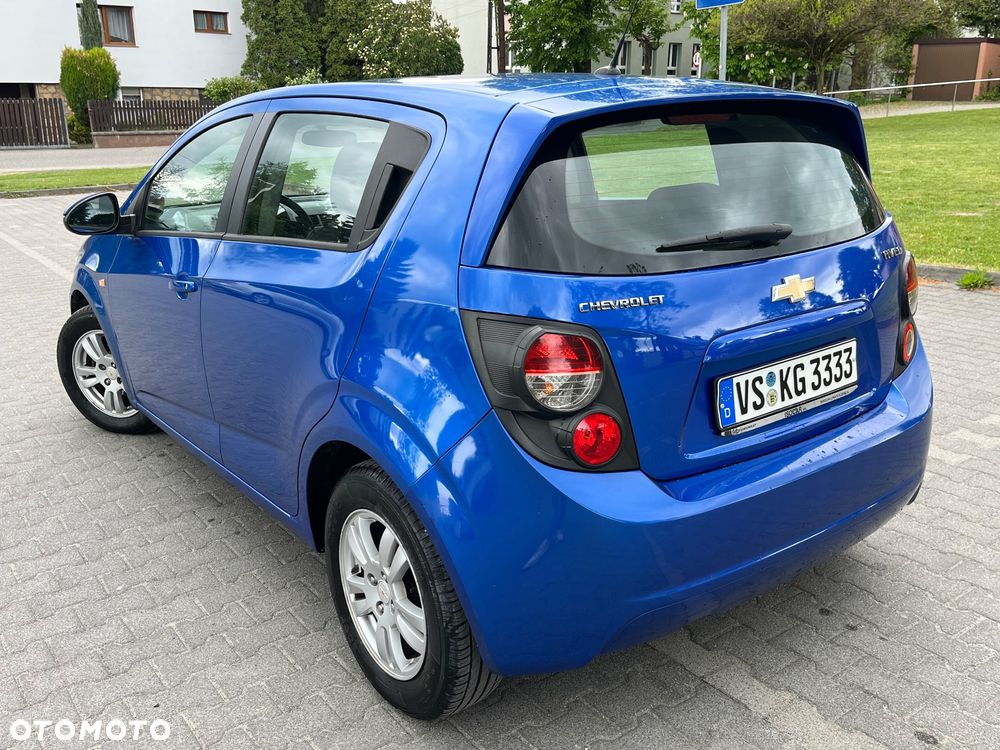 Chevrolet Aveo 1.2 LT - 4