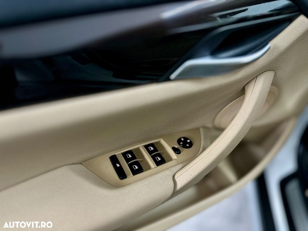 BMW X1 xDrive20d Aut. xLine - 35