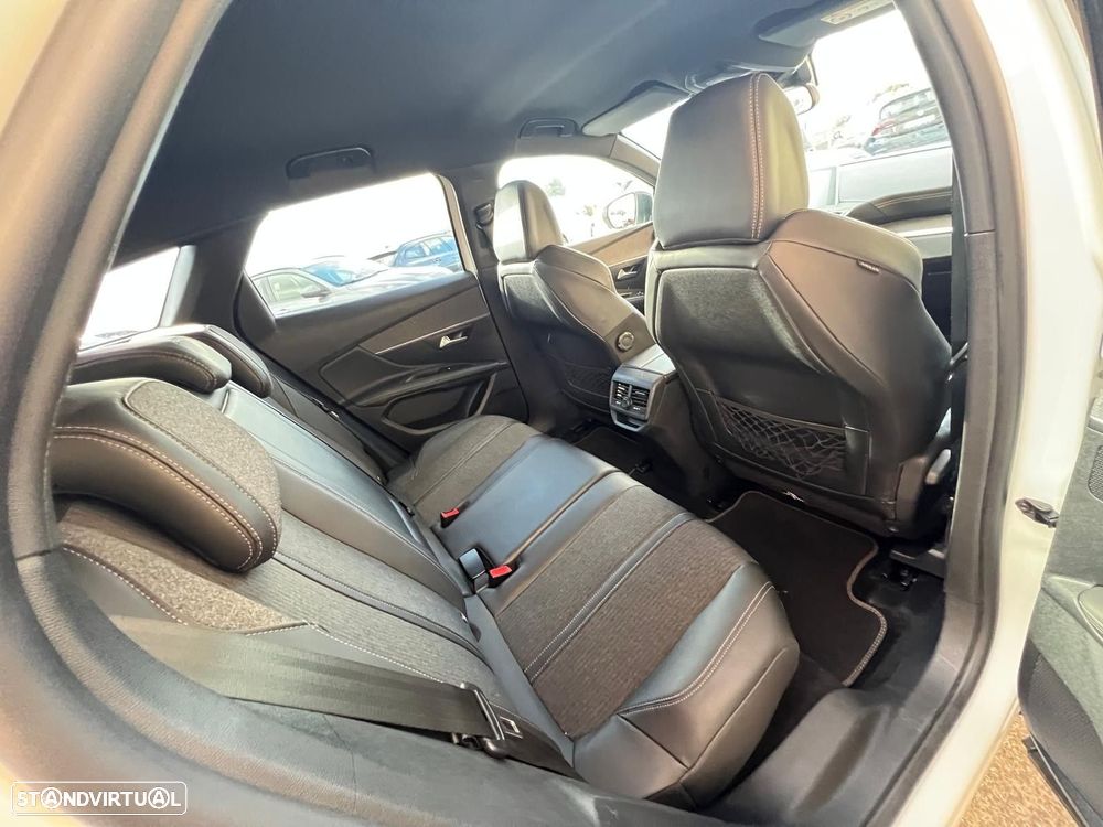 Peugeot 3008 1.5 BlueHDi GT Line - 4