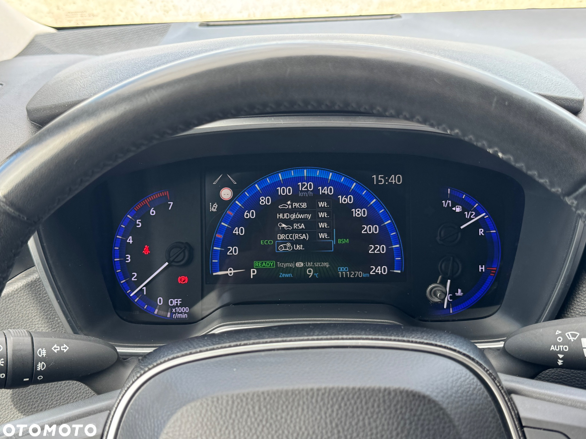 Toyota Corolla 1.8 Hybrid Executive - 20