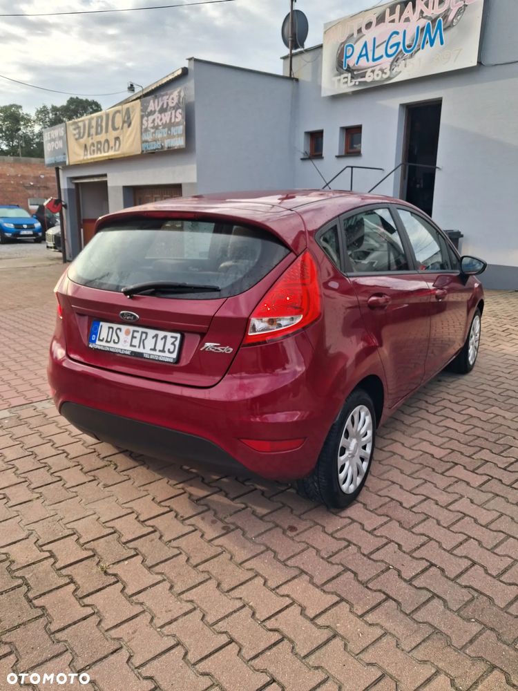 Ford Fiesta - 2