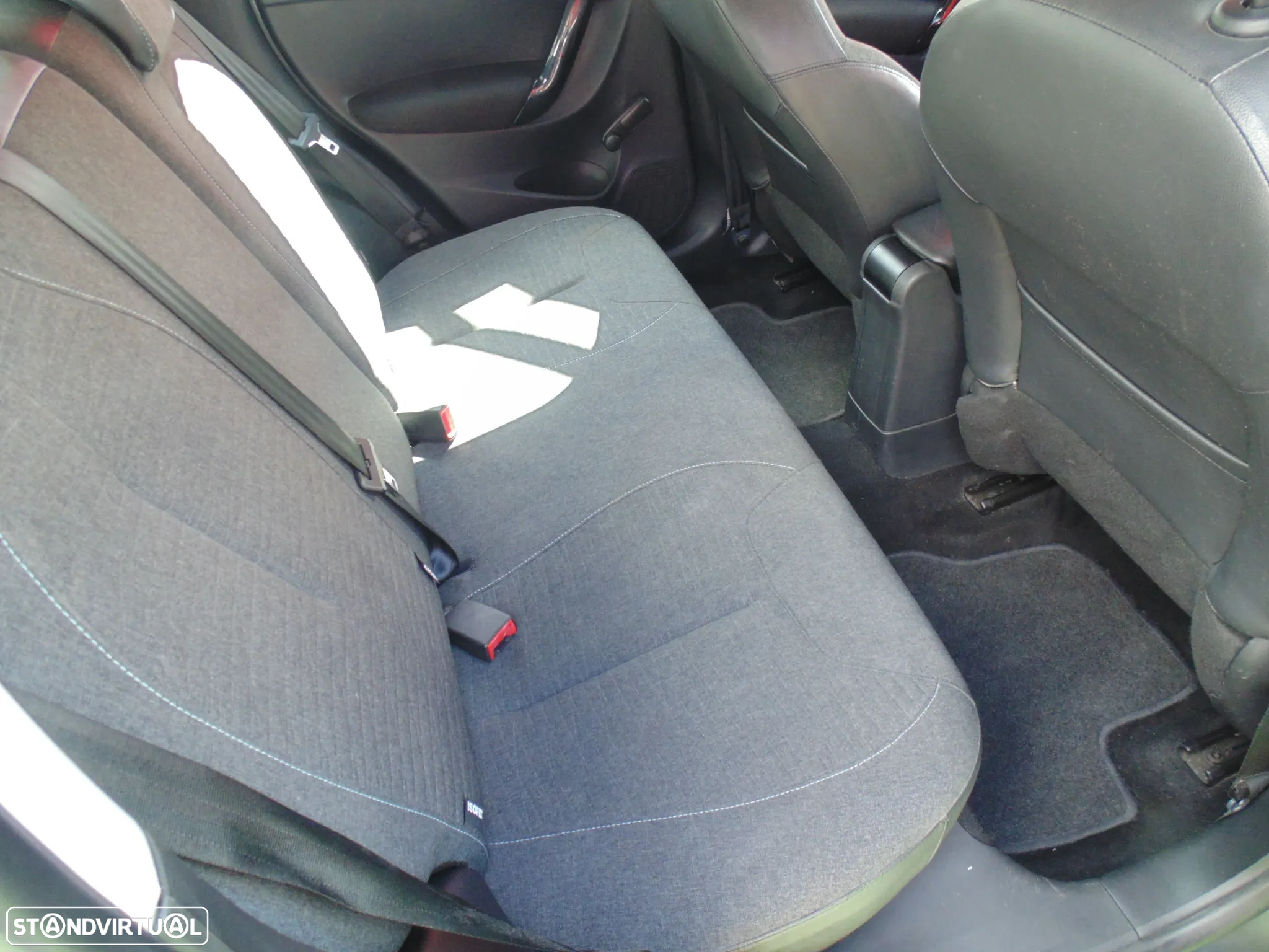 Citroën C3 1.2 PureTech Collection - 11
