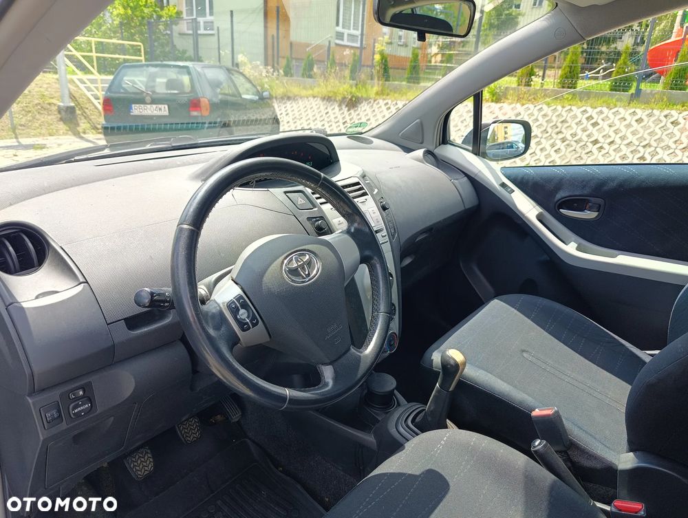 Toyota Yaris 1.3 Edition - 20