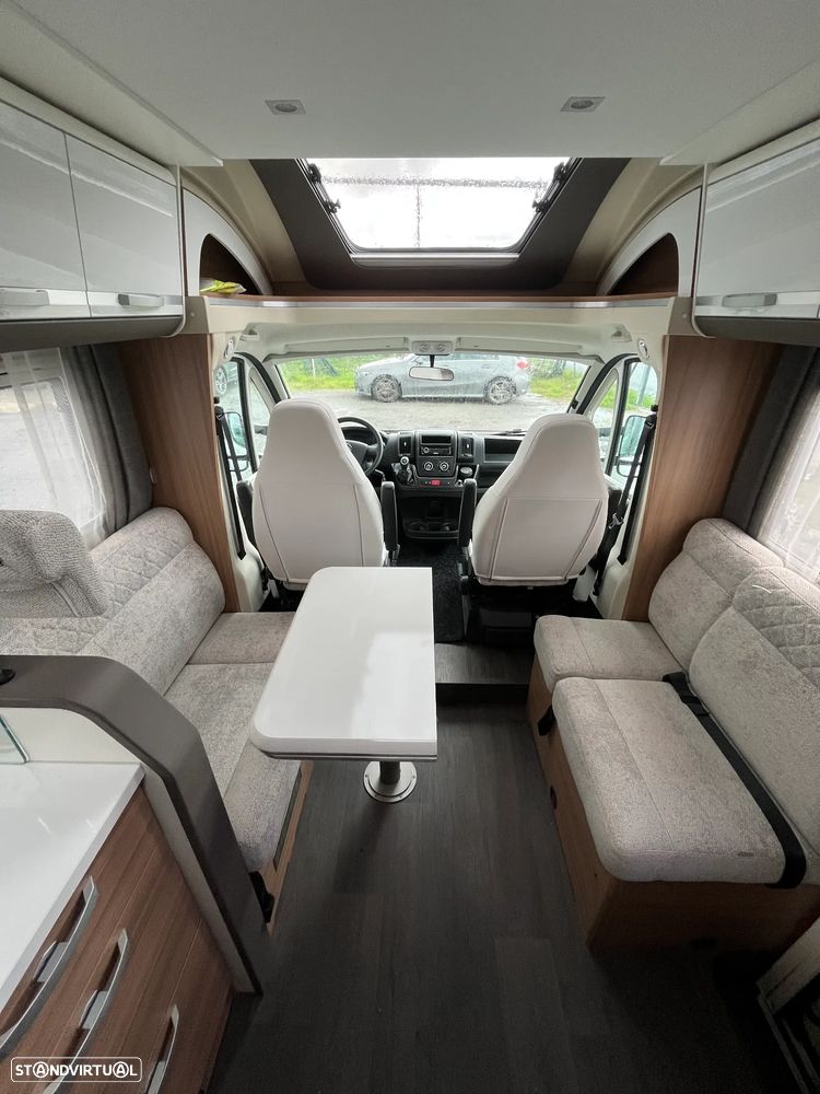 Adria Matrix Axess 670 DC - 33