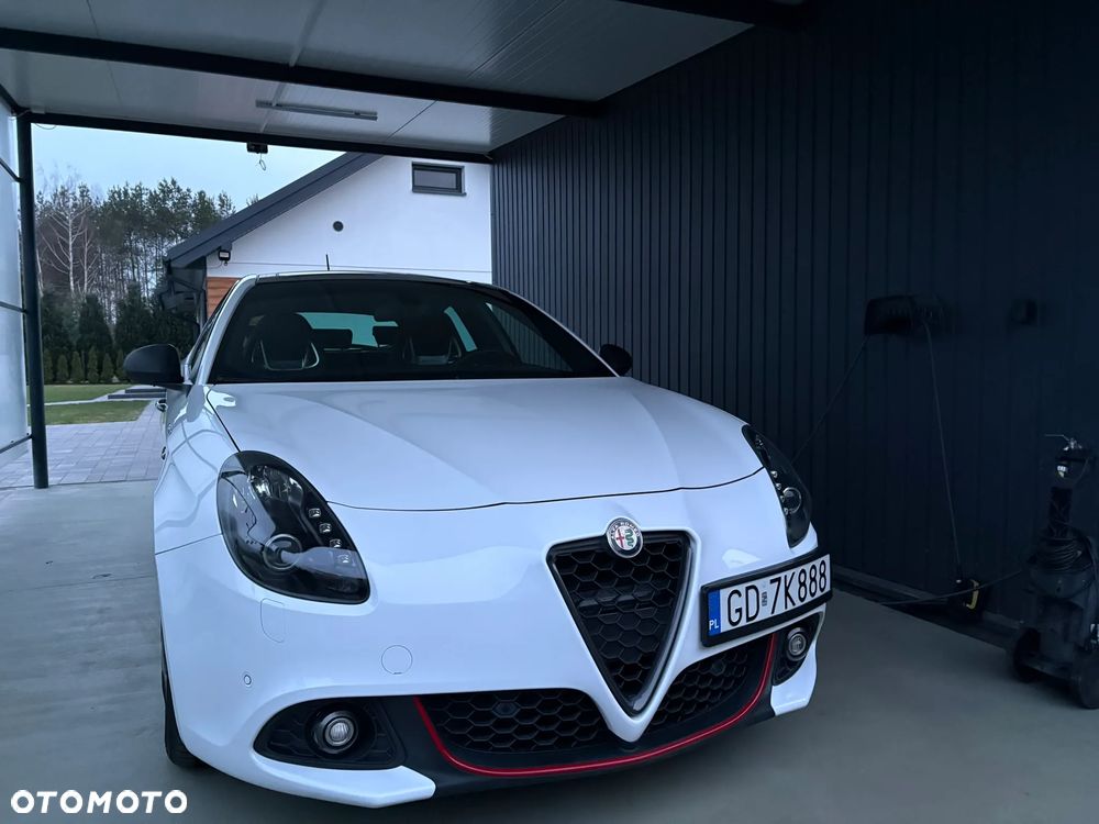 Alfa Romeo Giulietta 1750 TBi Veloce TCT - 3