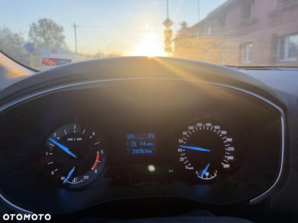 Ford Mondeo - 7