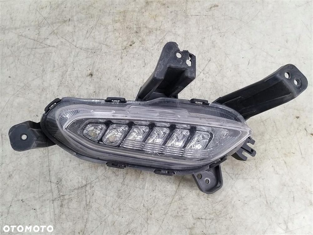 Halogen prawy Hyundai I30 III 2016- 92208G41 ORYGINAŁ LED - 1