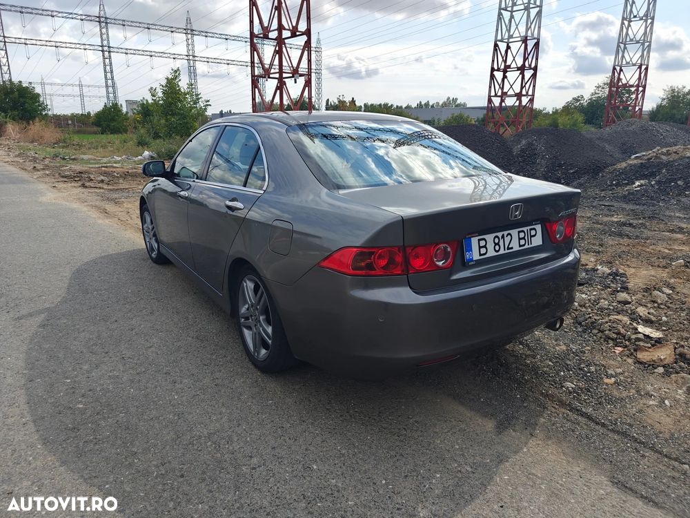 Honda Accord 2.0 i Tourer ES - 5