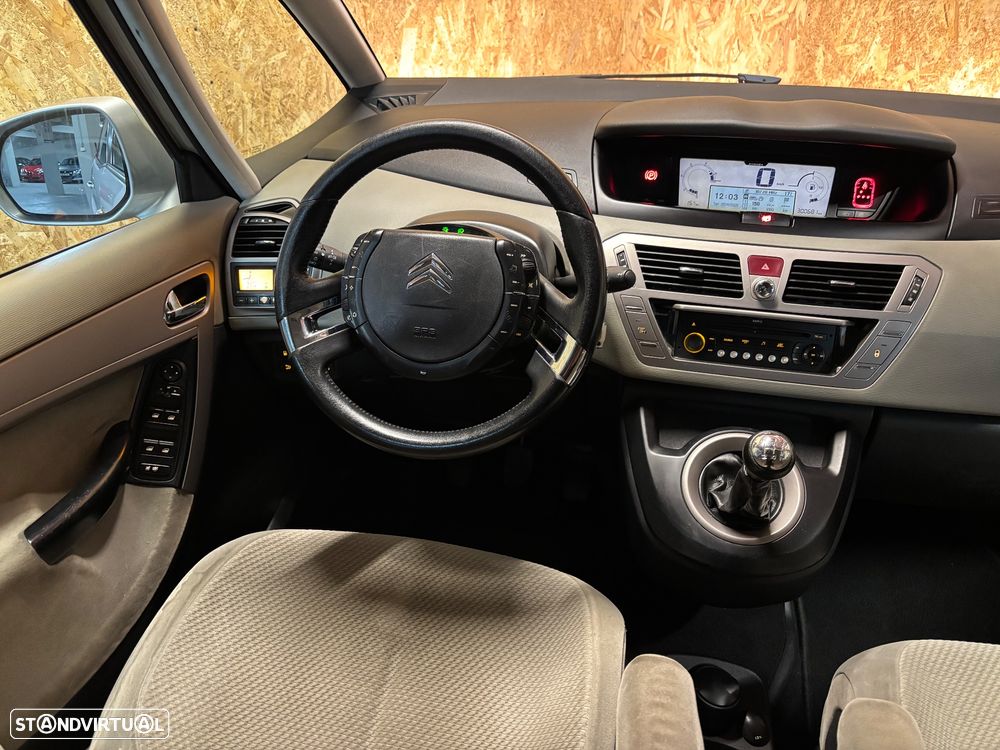 Citroën C4 Picasso 1.6 HDi Exclusive - 14