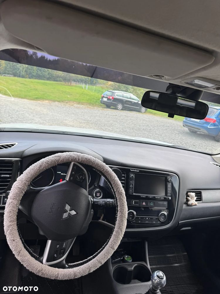 Mitsubishi Outlander 2.2 DID Instyle Navi - 7