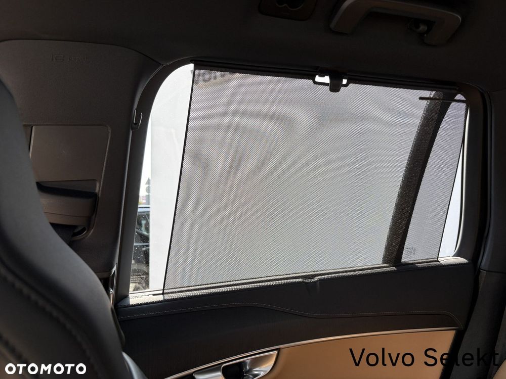Volvo XC 90 - 26