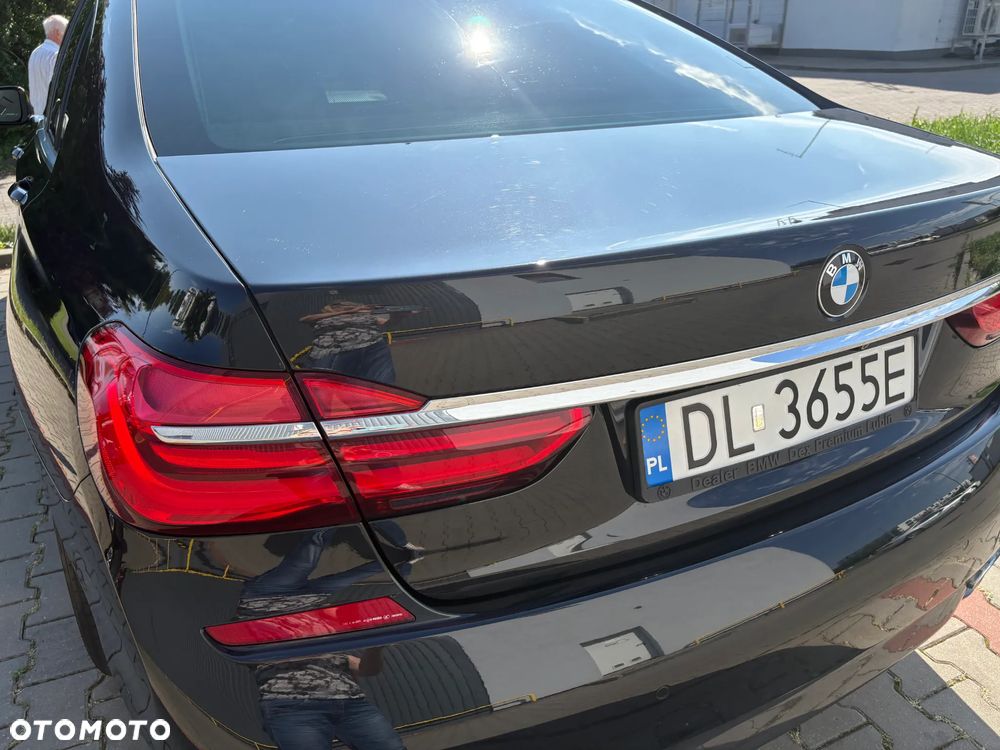 BMW Seria 7 730d xDrive - 16
