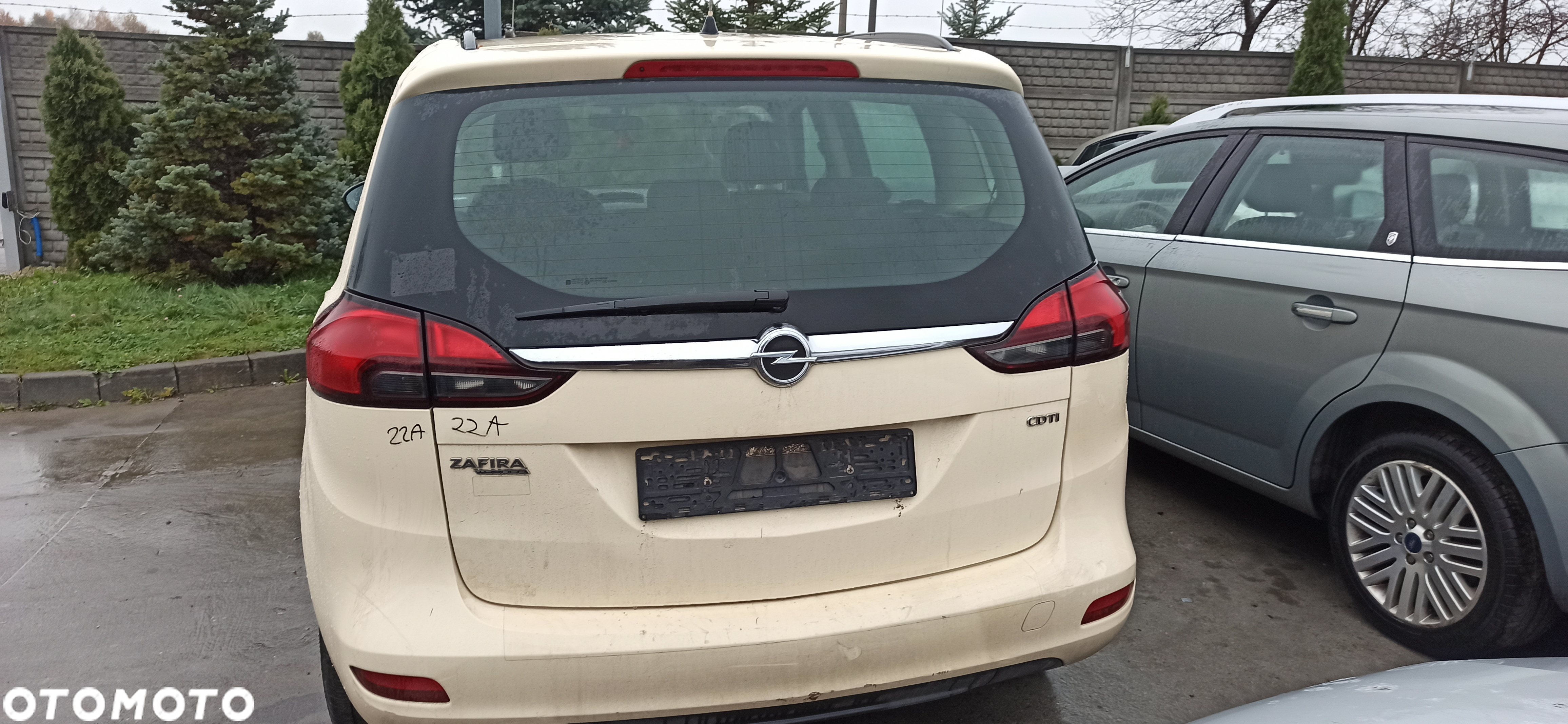 Opel zafira C z silnikiem diesla 2,0 o ozn. A20DTH ze skrzynią automatyczną o ozn.AF40  auto z przeznaczeniem na części - 2