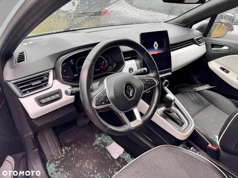 Renault Clio 1.6 E-TECH Techno - 10