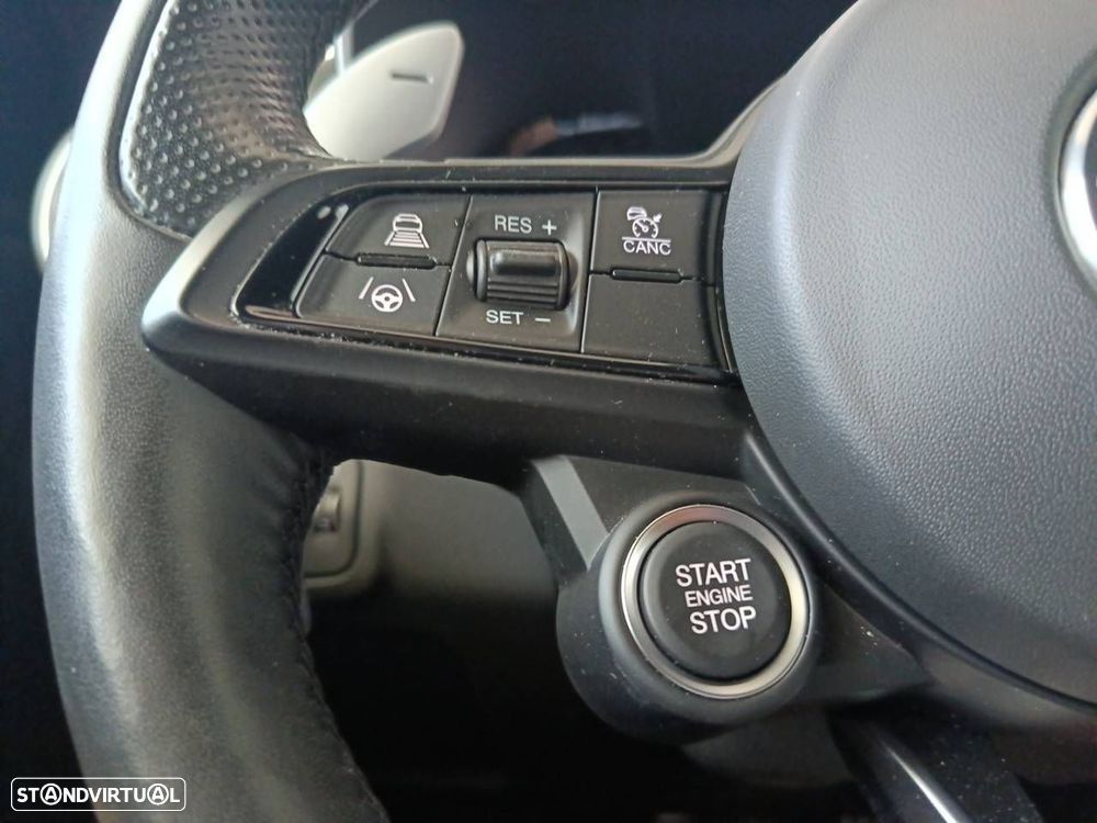Alfa Romeo Giulia 2.2 D Sprint Q4 AT8 - 17