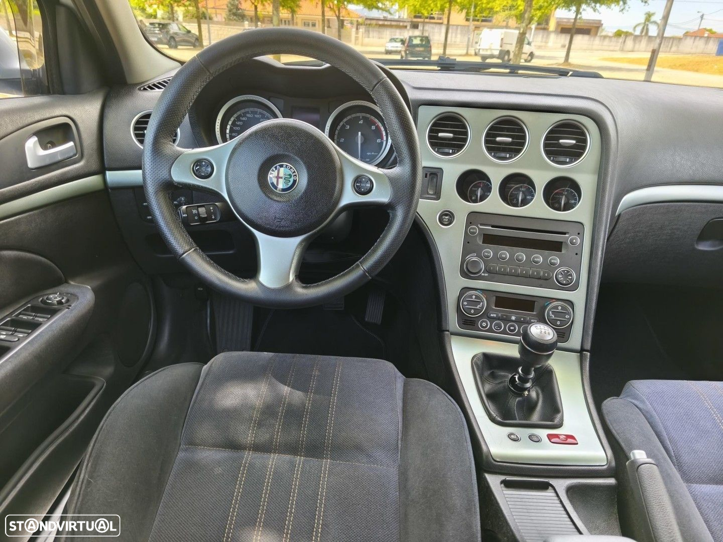 Alfa Romeo 159 1.9 JTDm 16V Sportiva - 26