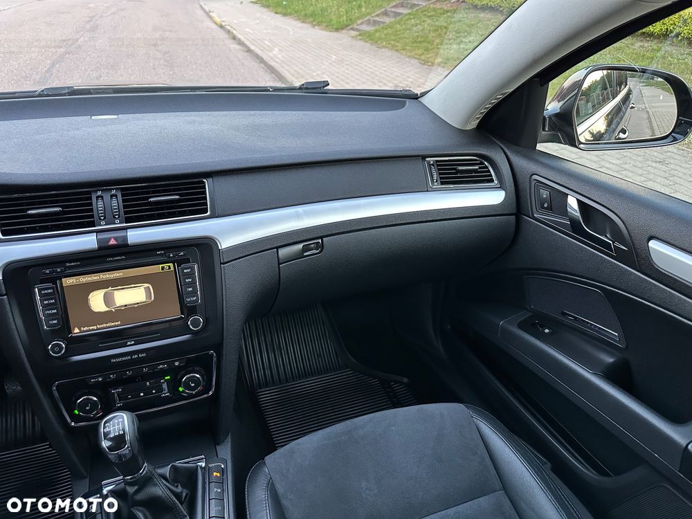 Skoda Superb 2.0 TDI Platinum - 29