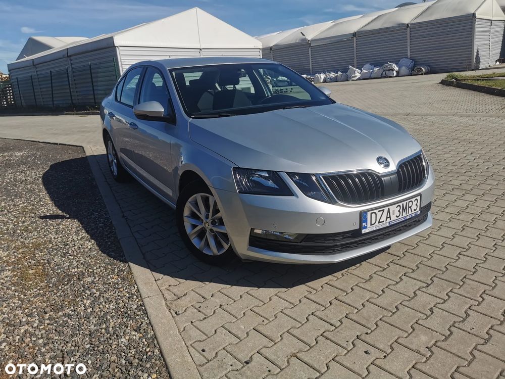 Skoda Octavia 1.5 TSI ACT Active - 3