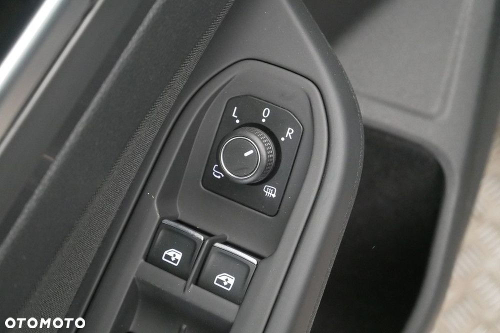 Volkswagen Golf Variant - 28