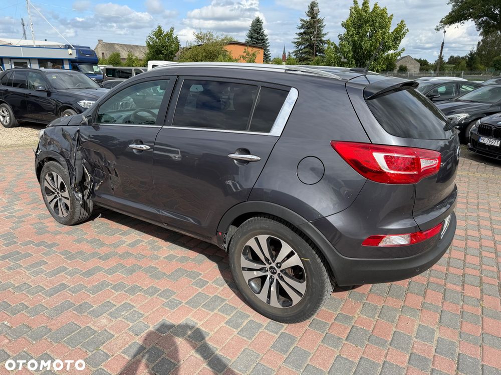 Kia Sportage 2.0 CRDI L AWD - 12