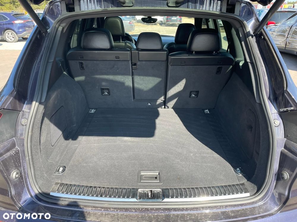 Porsche Cayenne Platinum Edition - 23