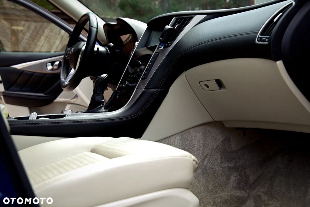 Infiniti Q50 2.0t Premium EU6 - 9