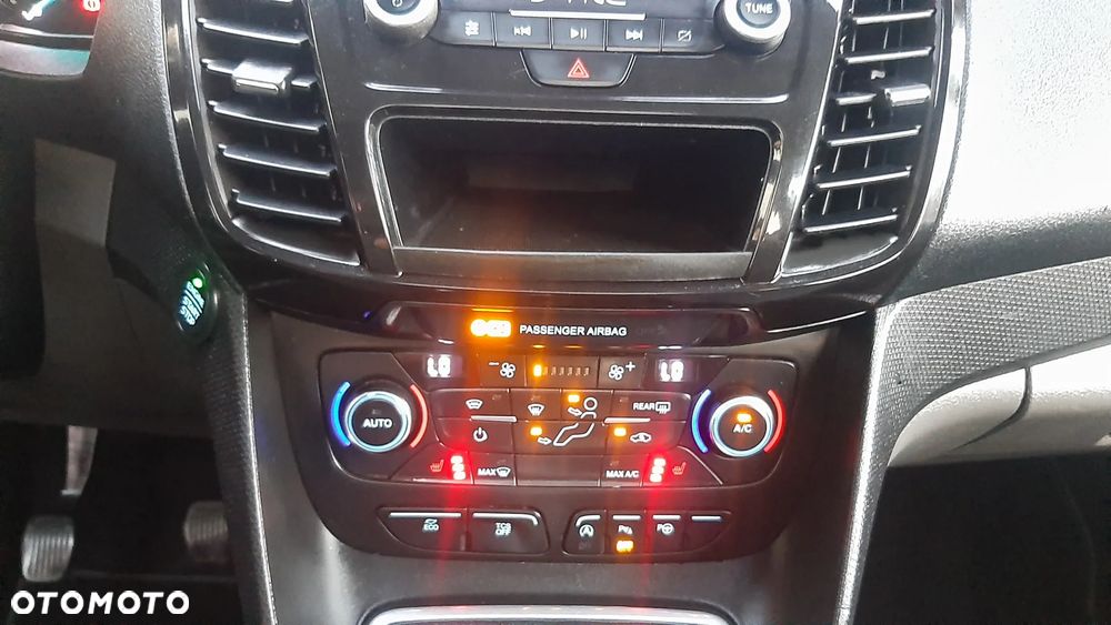 Ford Tourneo Connect 1.5TDCi Start-Stop Titanium - 21