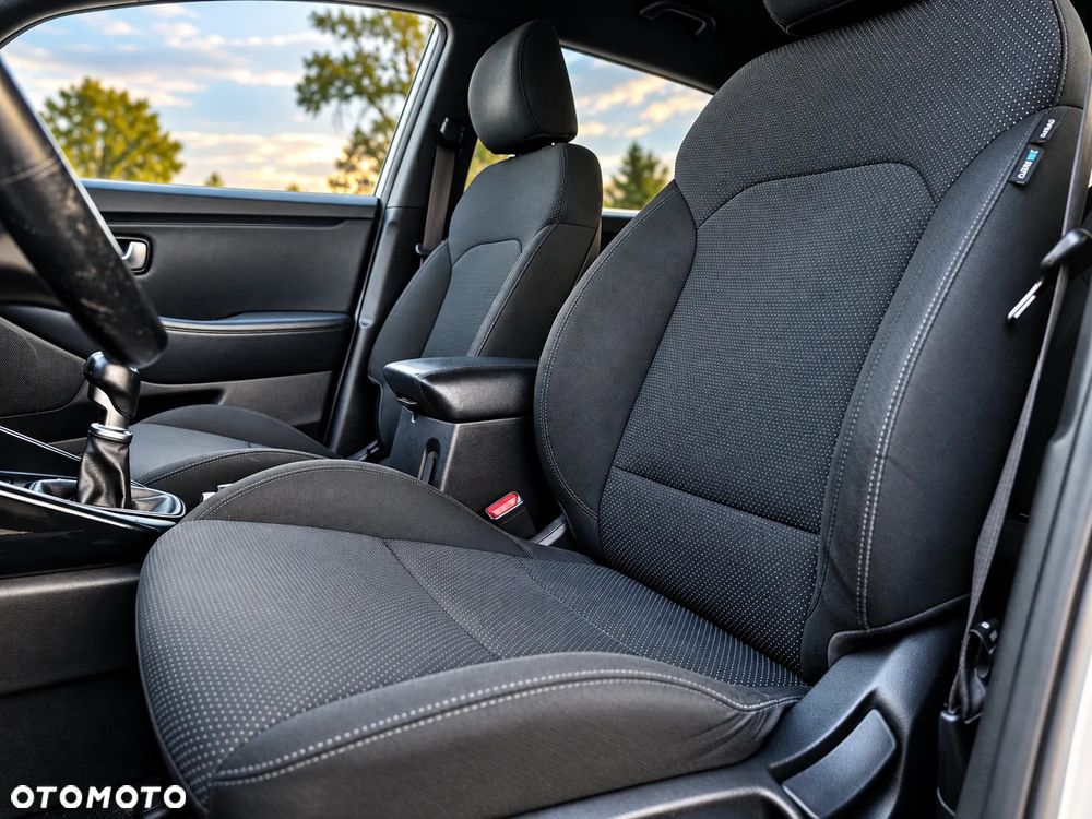 Kia Carens 1.7 CRDi XL 7os - 14