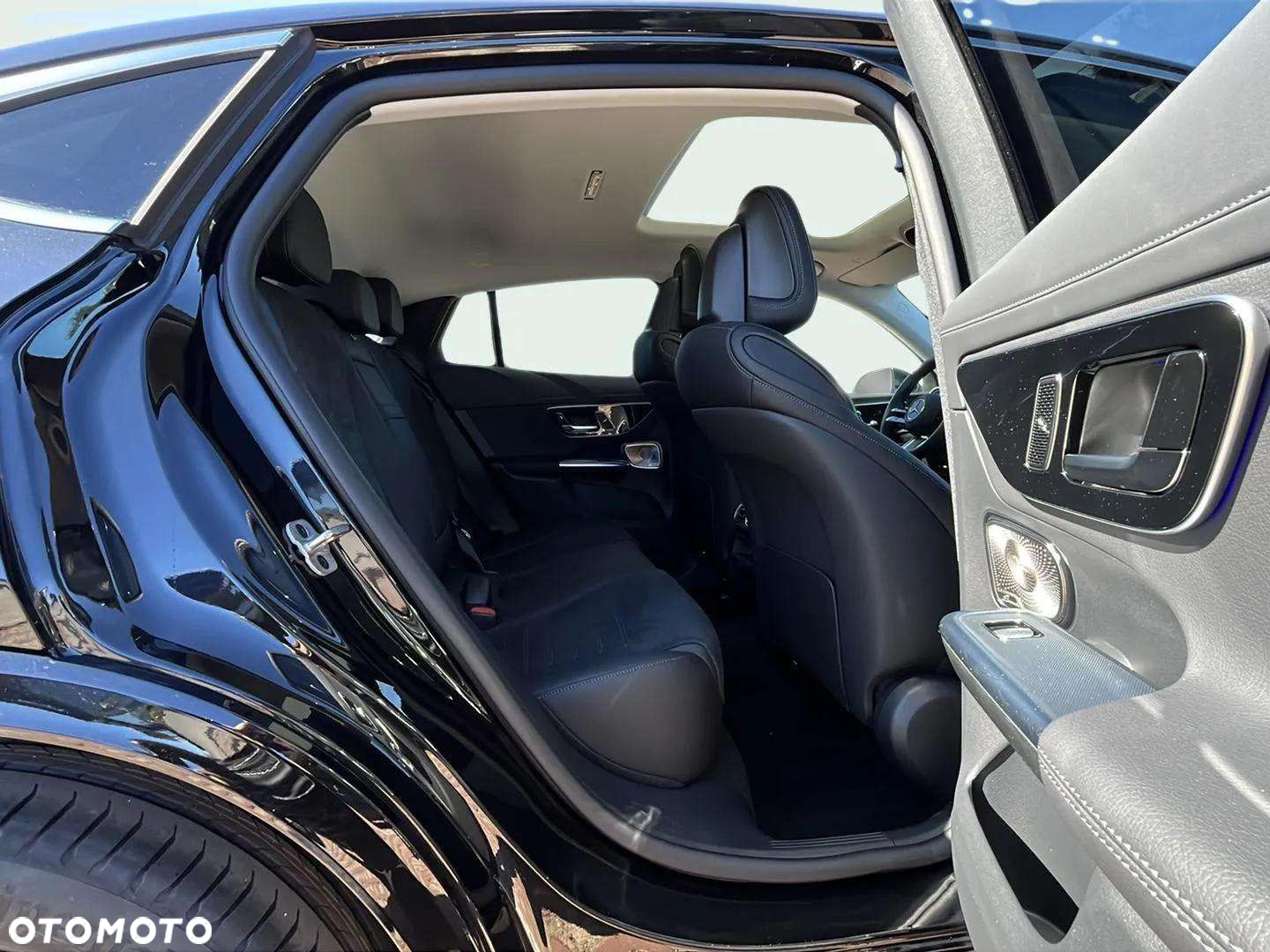 Mercedes-Benz GLC - 14